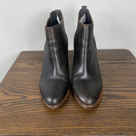 UGG Australia Poppy Boots Size 10 - Picture 3 of 9